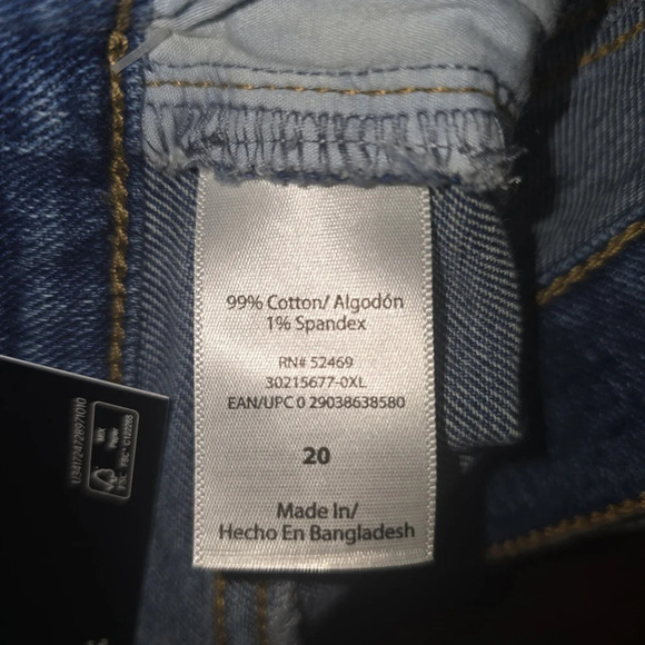 🆕Sofia Jeans by Sofia Vergara Women's Chi Shortie Shorts, Size 20 - NWT - Picture 8 of 12